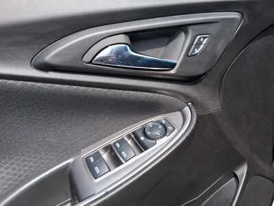 2025 Chevrolet Malibu, $20588. Photo 12