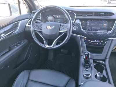 2024 Cadillac XT6, $43844. Photo 12