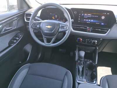 2025 Chevrolet TrailBlazer, $24518. Photo 11