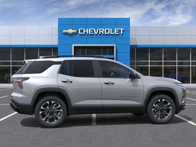 2026 Chevrolet Equinox, $39755. Photo 5