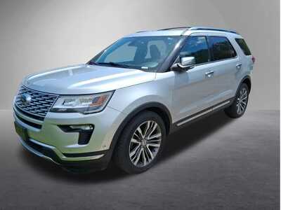2018 Ford Explorer, $21995. Photo 3