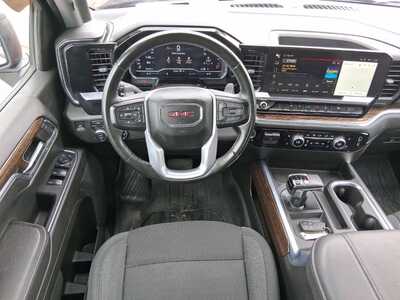 2023 GMC 1500 Crew Cab, $41971. Photo 10