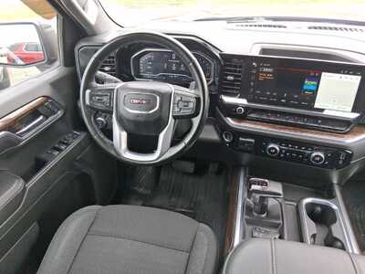 2023 GMC 1500 Crew Cab, $41971. Photo 11