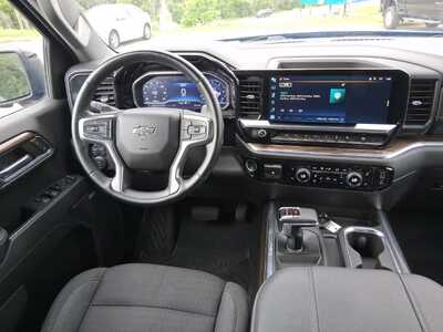 2023 Chevrolet 1500 Crew Cab, $42464. Photo 11