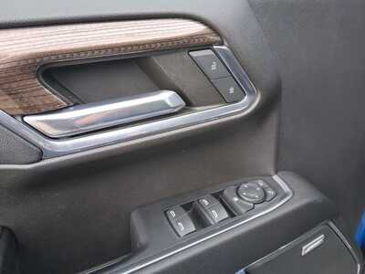 2023 Chevrolet 1500 Crew Cab, $42464. Photo 12