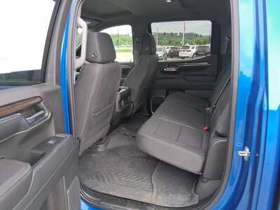 2023 Chevrolet 1500 Crew Cab, $42464. Photo 9