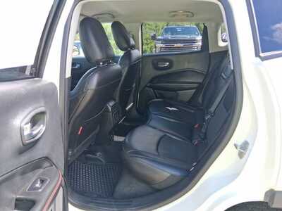 2019 Jeep Compass, $16488. Photo 9