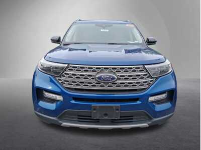 2021 Ford Explorer, $24288. Photo 2