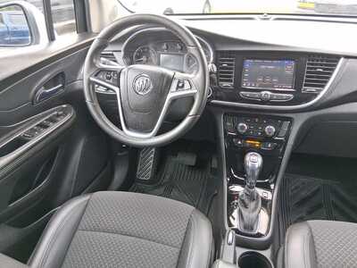 2022 Buick Encore, $19599. Photo 11