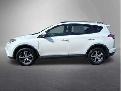 2017 Toyota RAV4, $21065. Photo 4