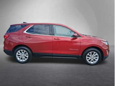 2020 Chevrolet Equinox, $17669. Photo 2