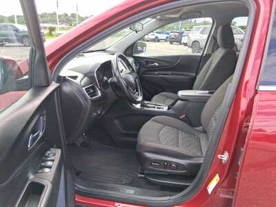 2020 Chevrolet Equinox, $17669. Photo 8