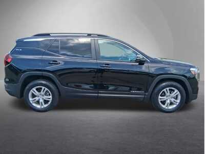 2023 GMC Terrain, $22998. Photo 2