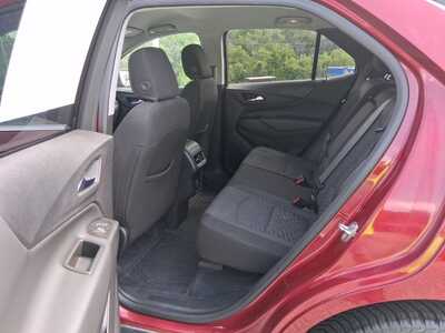2021 Chevrolet Equinox, $17998. Photo 9