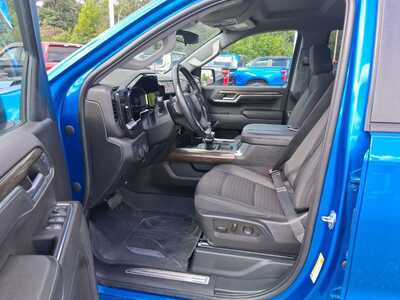 2023 Chevrolet 1500 Crew Cab, $39387. Photo 8