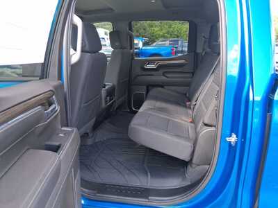 2023 Chevrolet 1500 Crew Cab, $39387. Photo 9