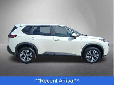2023 Nissan Rogue, $23619. Photo 2