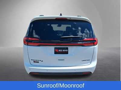 2025 Chrysler Pacifica, $35222. Photo 3