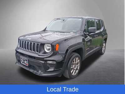 2023 Jeep Renegade, $20499. Photo 3