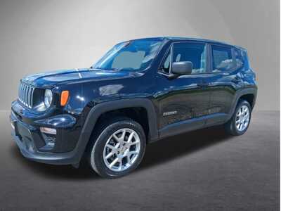 2023 Jeep Renegade, $19250. Photo 5