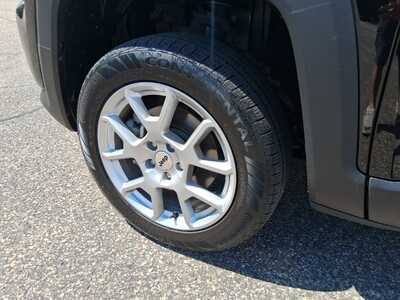 2023 Jeep Renegade, $19250. Photo 8