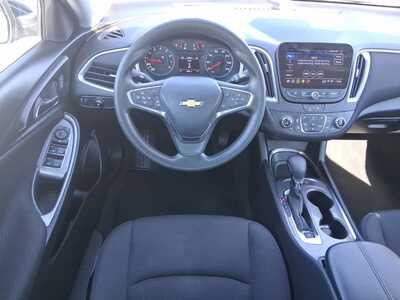 2024 Chevrolet Malibu, $18522. Photo 10