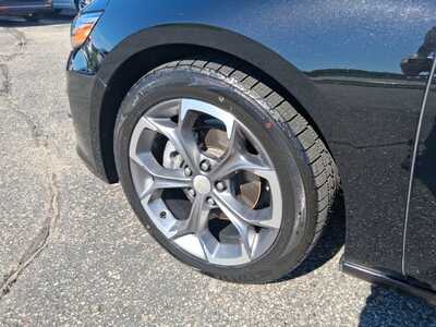 2024 Chevrolet Malibu, $18522. Photo 7