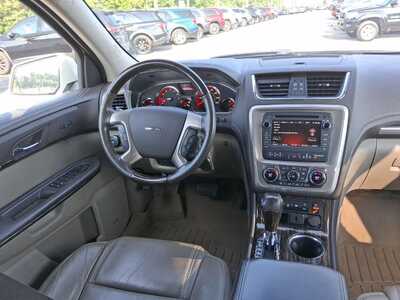 2015 GMC Acadia, $13744. Photo 11
