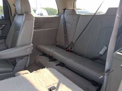 2015 GMC Acadia, $13744. Photo 9