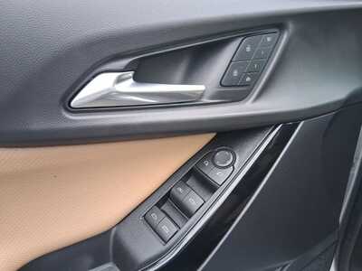 2025 Chevrolet Equinox, $30951. Photo 12
