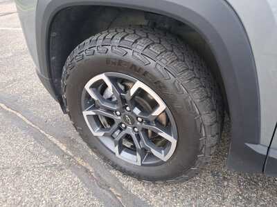 2025 Chevrolet Equinox, $30951. Photo 7