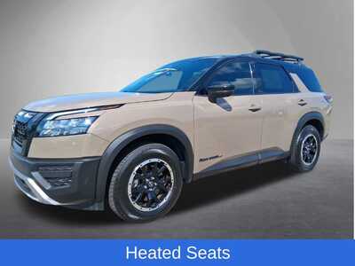 2023 Nissan Pathfinder, $32119. Photo 5