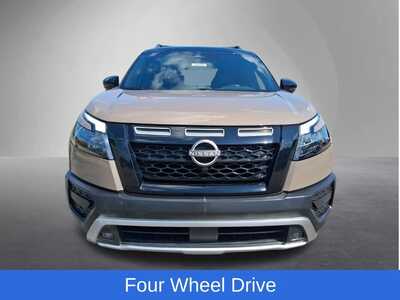 2023 Nissan Pathfinder, $32119. Photo 6