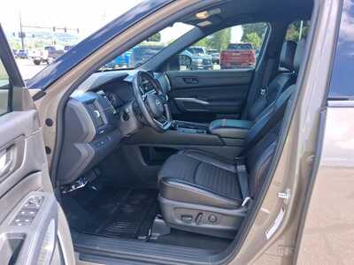 2023 Nissan Pathfinder, $32119. Photo 8