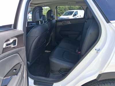 2024 Kia Sportage, $29744. Photo 9