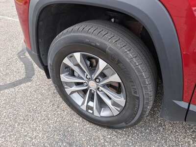 2026 Chevrolet Equinox, $28488. Photo 7