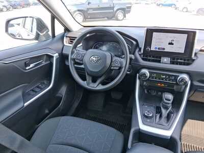 2024 Toyota RAV4, $35997. Photo 12