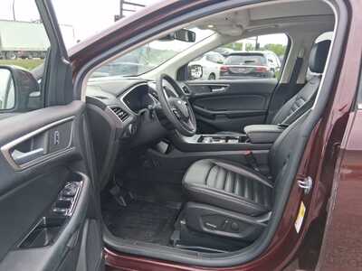 2020 Ford Edge, $18997. Photo 9
