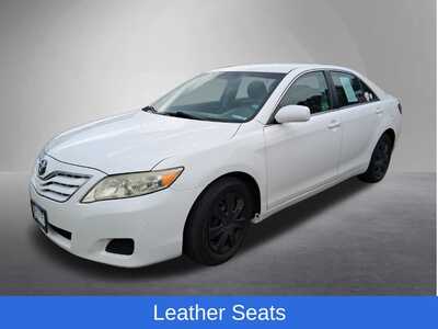 2010 Toyota Camry, $7999. Photo 3