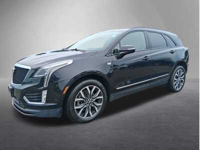 2021 Cadillac XT5, $27788. Photo 5