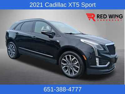 2021 Cadillac XT5, $27788. Photo 1