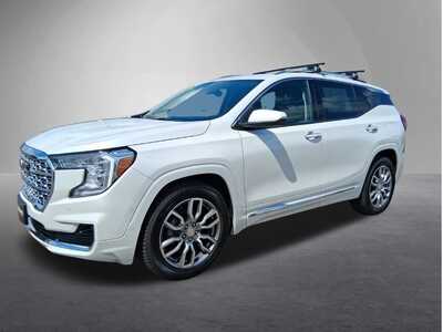 2023 GMC Terrain, $28844. Photo 5