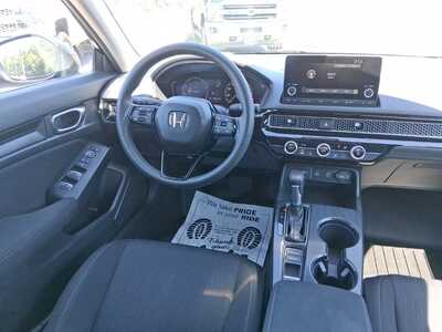 2025 Honda Civic, $23818. Photo 11
