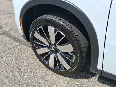 2025 Mitsubishi Outlander, $27988. Photo 7