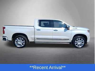 2022 Chevrolet 1500 Crew Cab, $43546. Photo 2