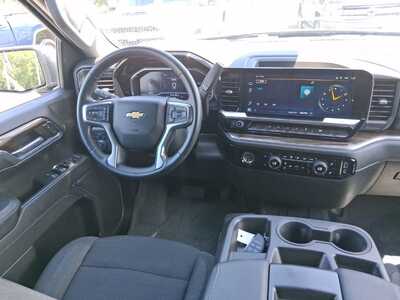 2023 Chevrolet 1500 Crew Cab, $35227. Photo 11