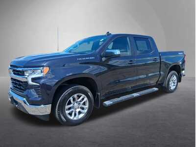 2023 Chevrolet 1500 Crew Cab, $35227. Photo 5