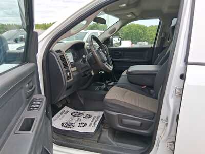 2011 RAM 2500 Crew Cab, $21684. Photo 9