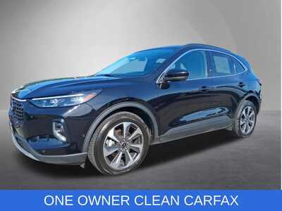 2023 Ford Escape, $25444. Photo 5