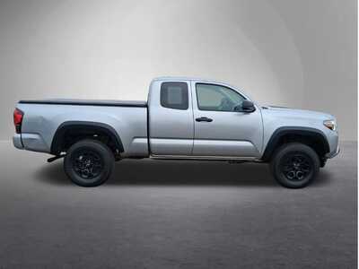 2019 Toyota Tacoma, $28231. Photo 2